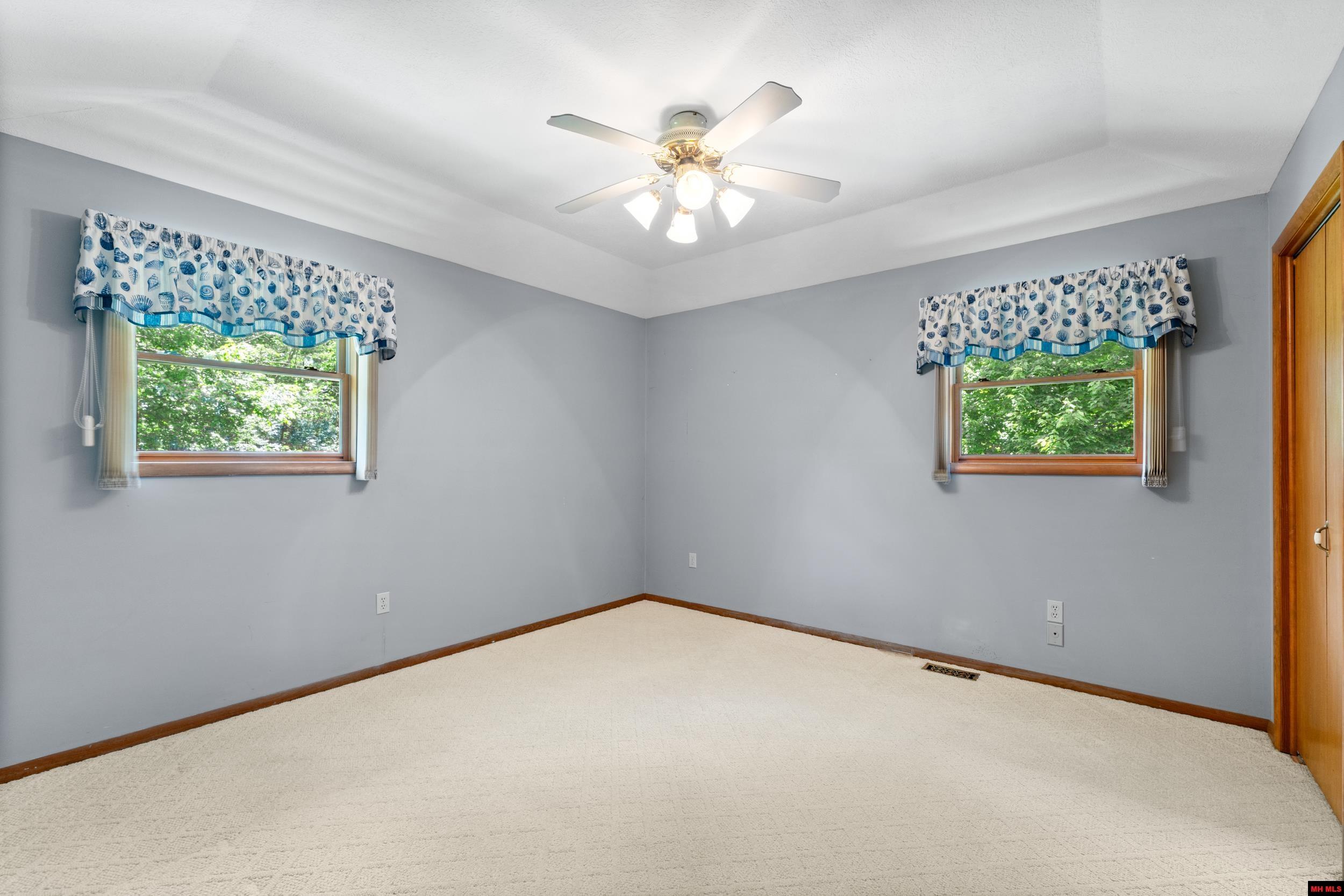 908 BAFFY DRIVE