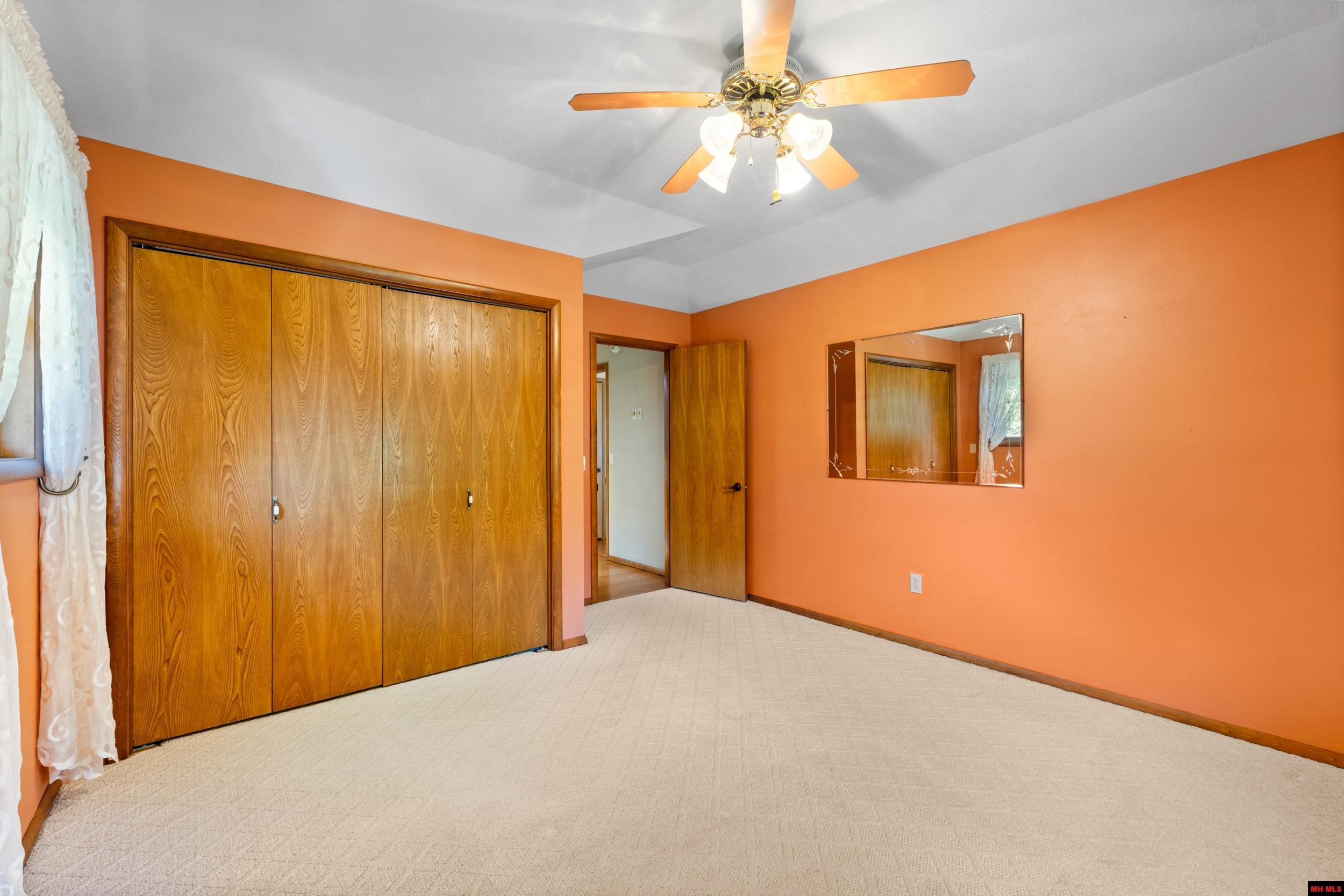 908 BAFFY DRIVE