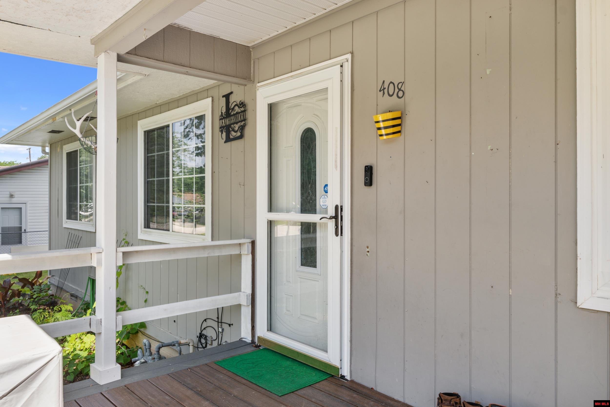 408 E SANFORD STREET