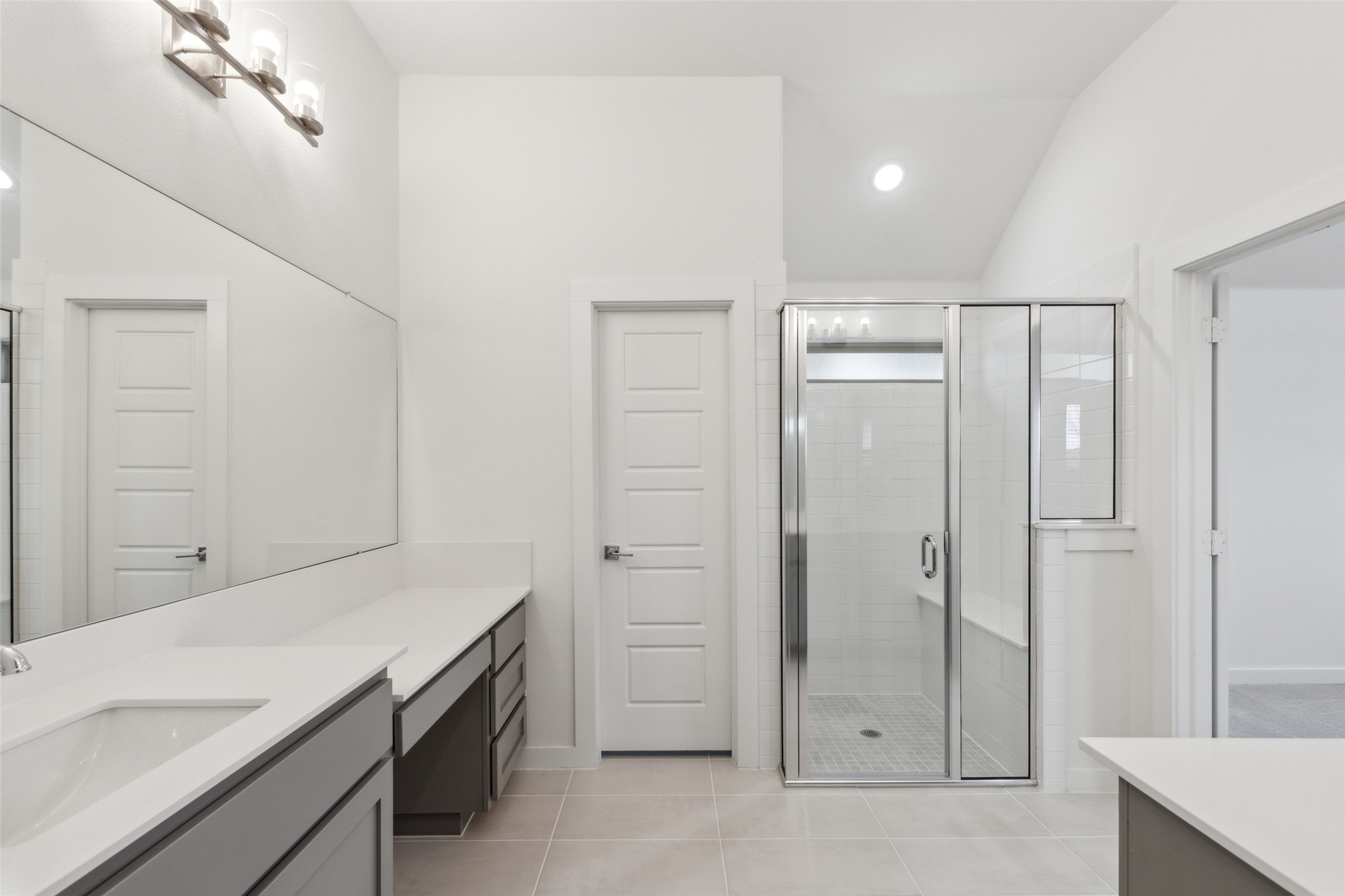 164 Bright Alcove