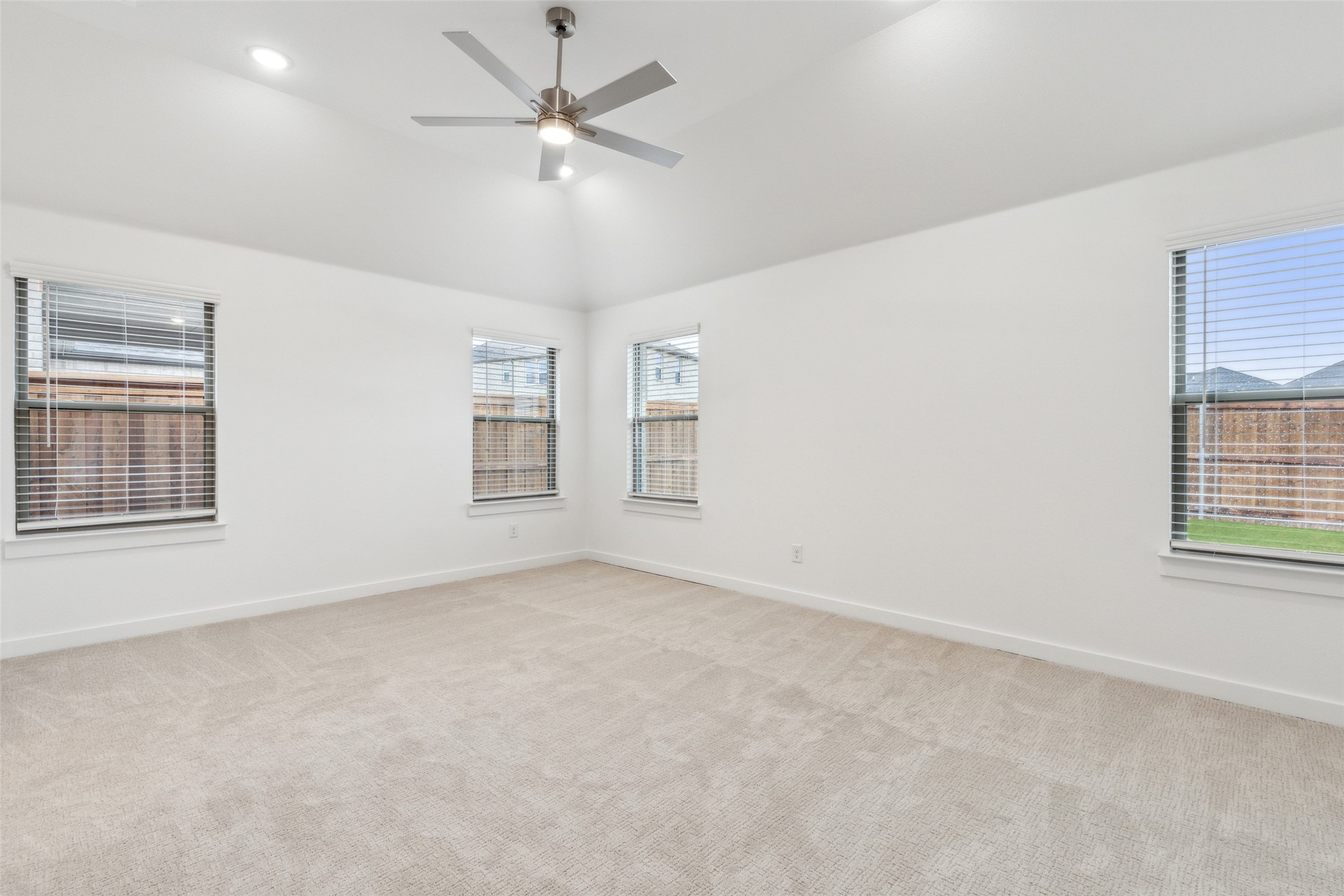 164 Bright Alcove
