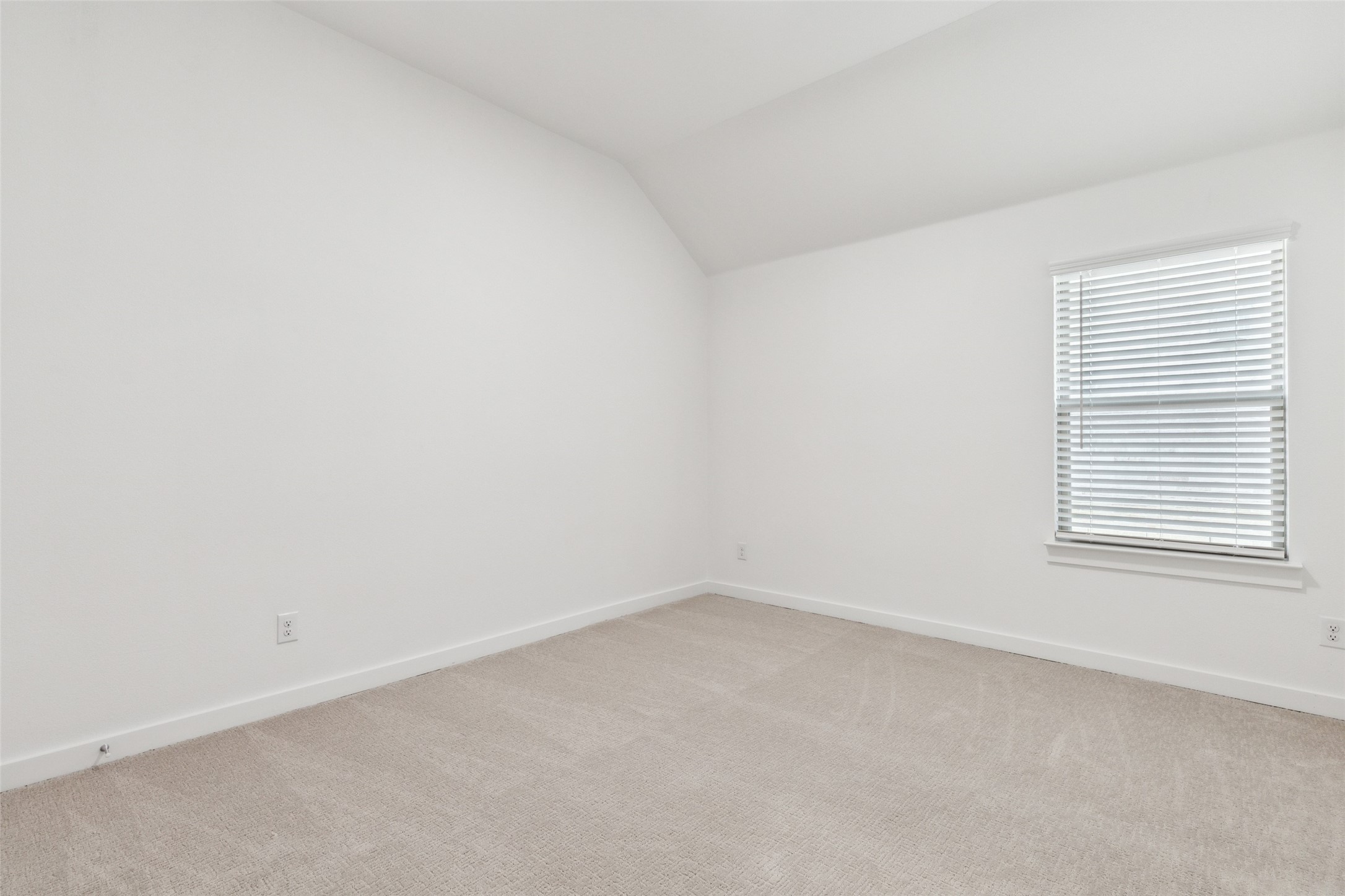 164 Bright Alcove