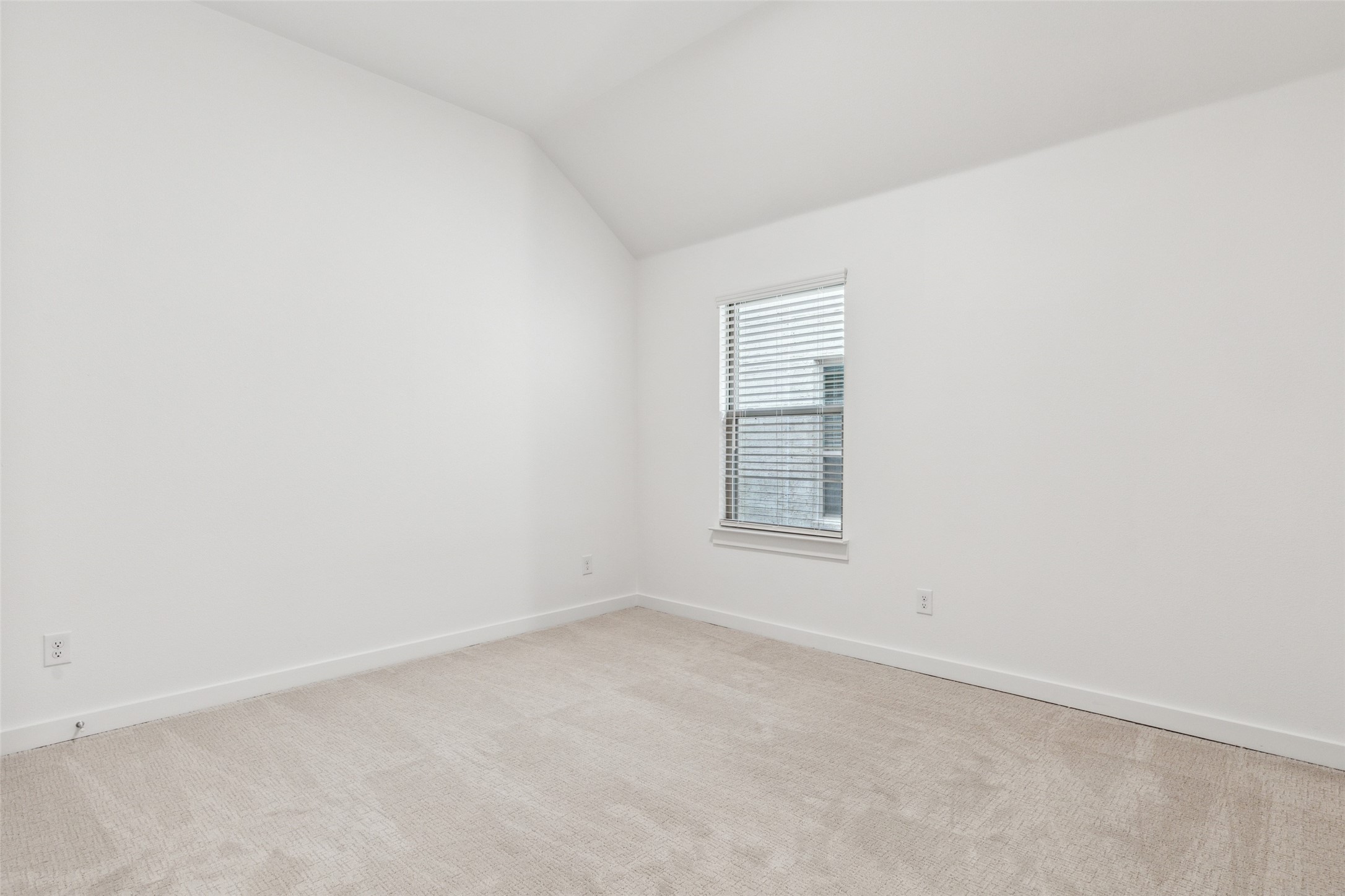 164 Bright Alcove