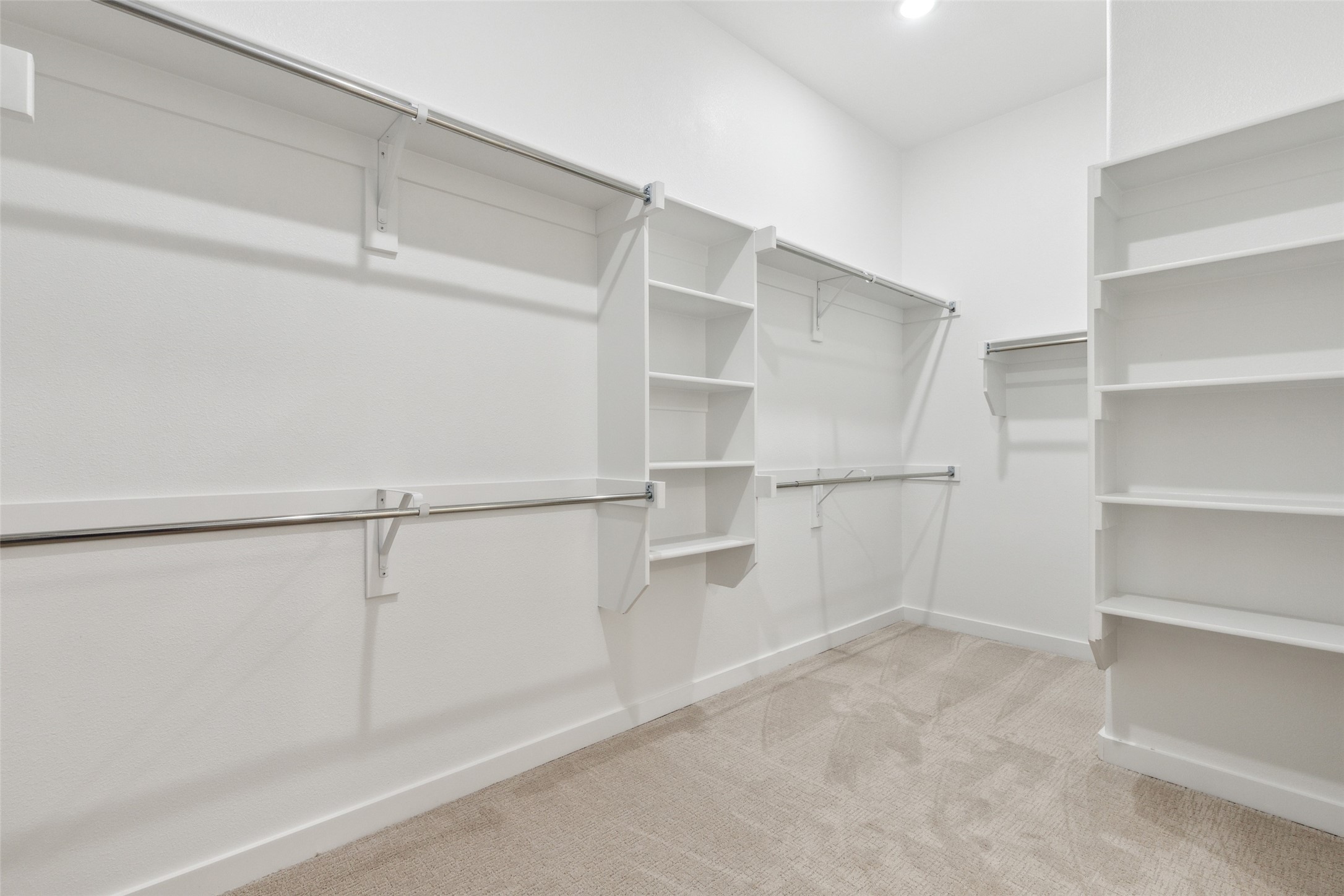 164 Bright Alcove