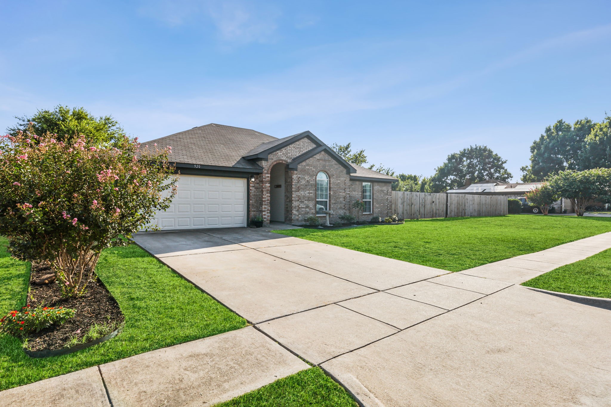 920 Creekview Drive