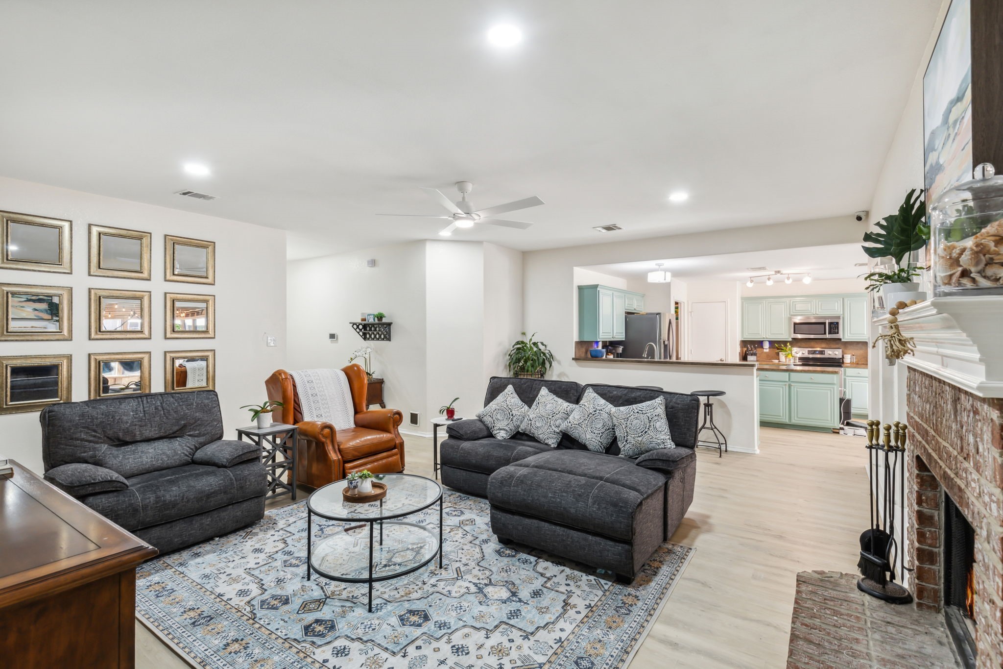 920 Creekview Drive