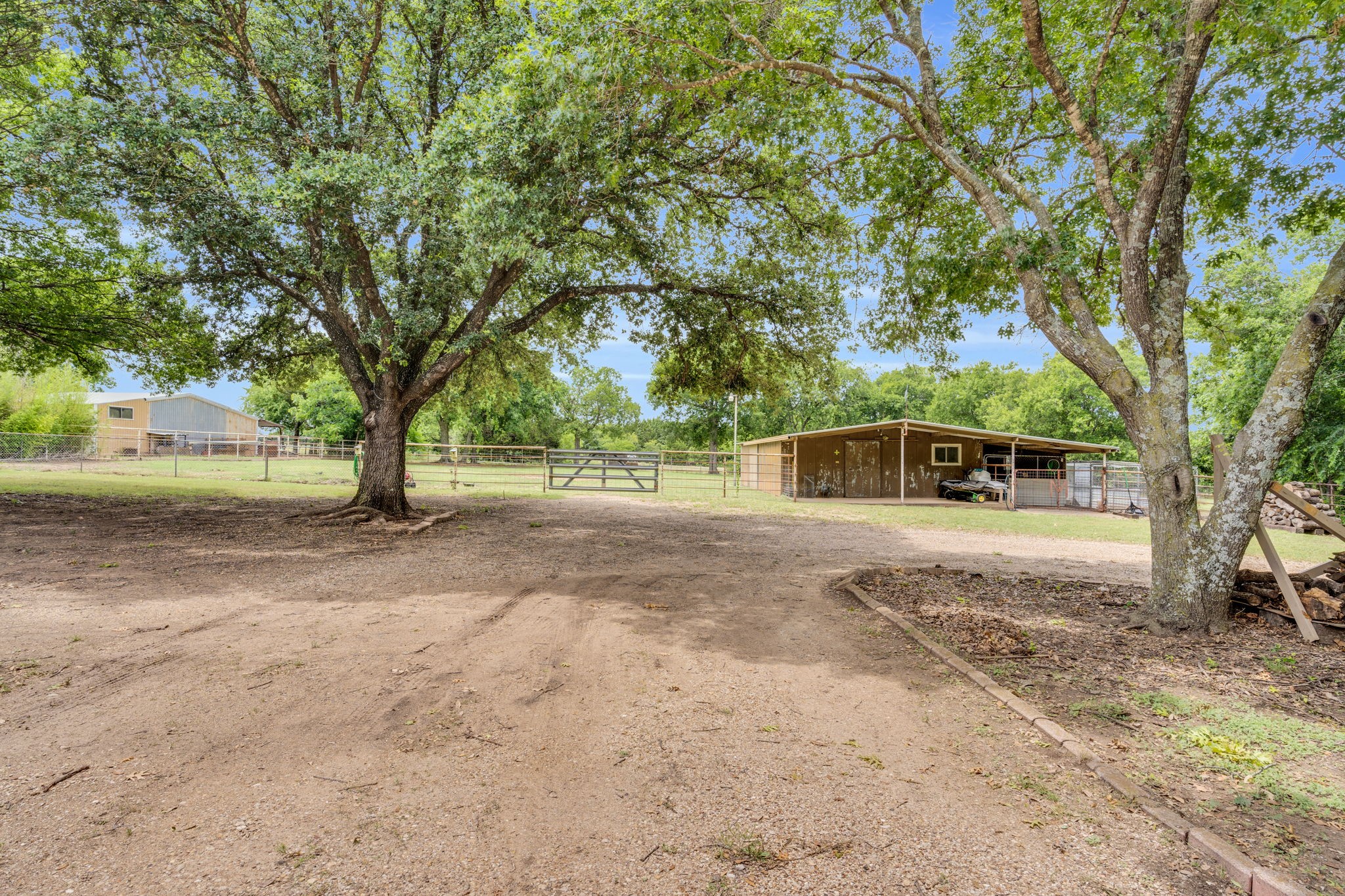 4831 Diamond Creek Drive