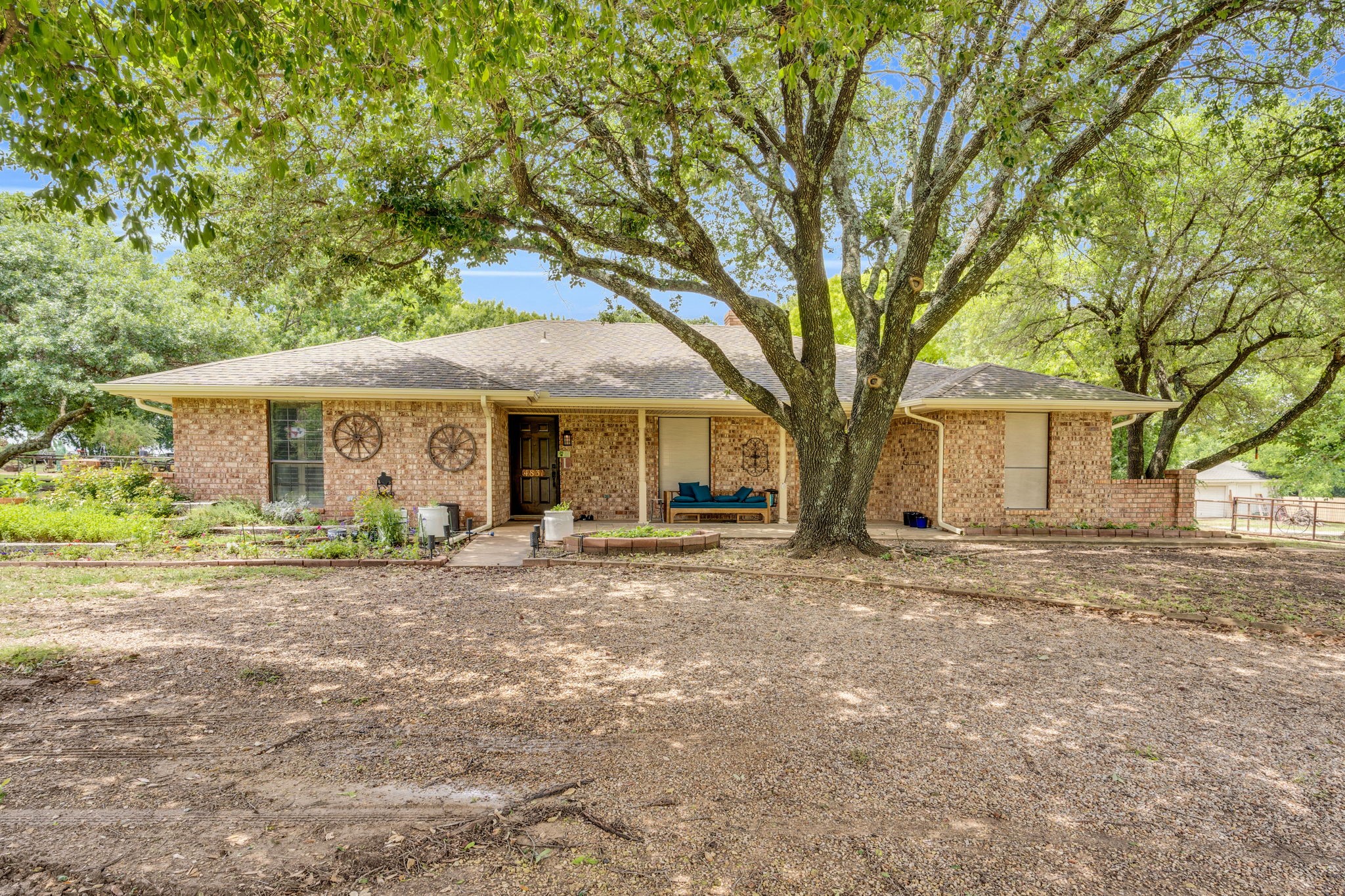4831 Diamond Creek Drive