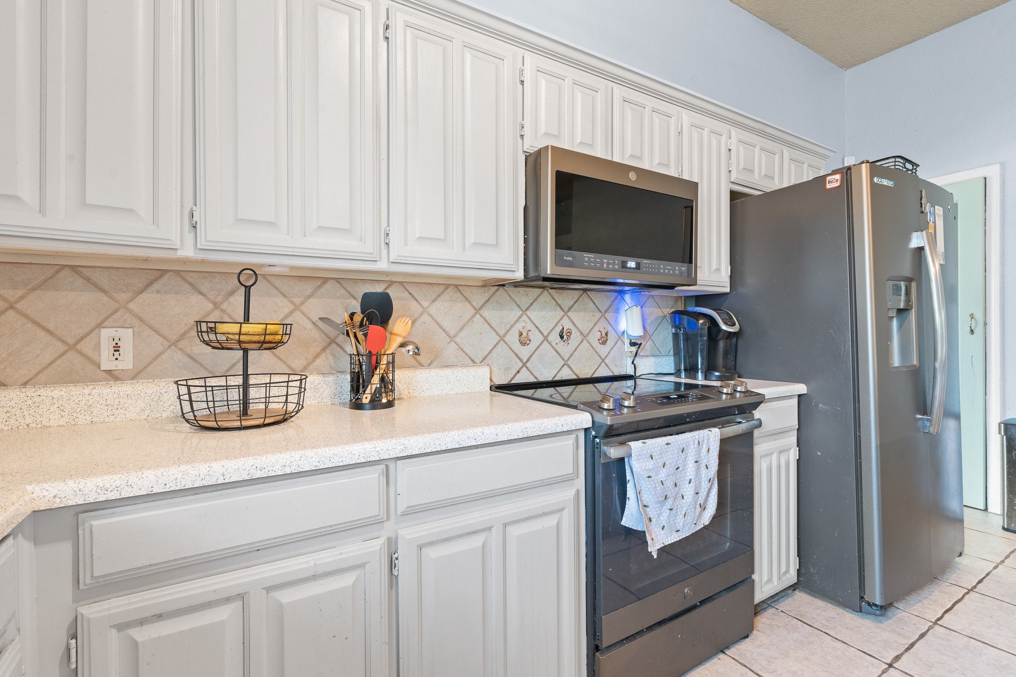 6704 Daffodil Court