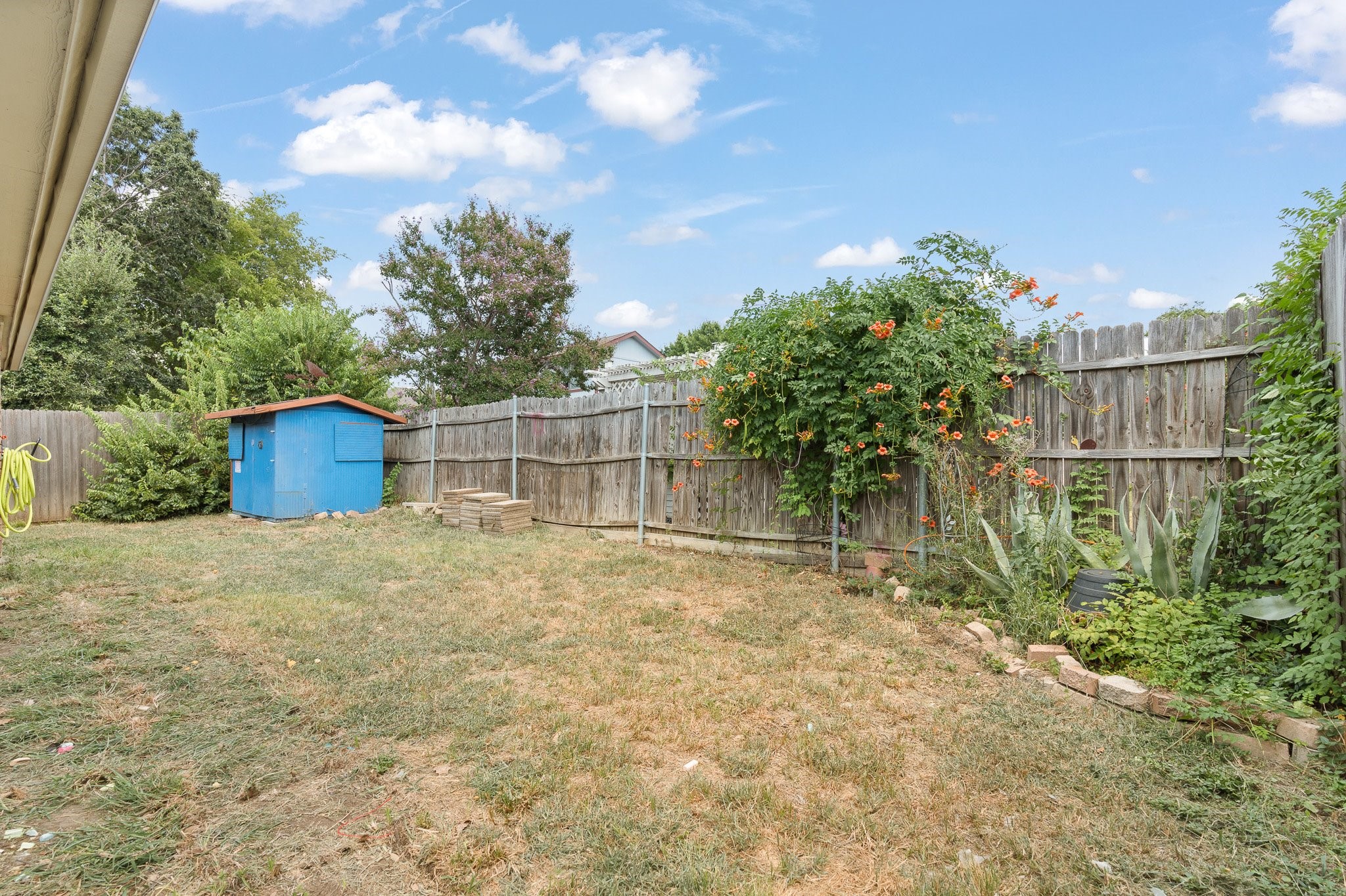 6704 Daffodil Court