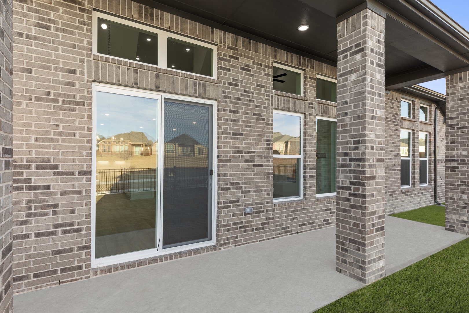 1433 Kirkdale Drive