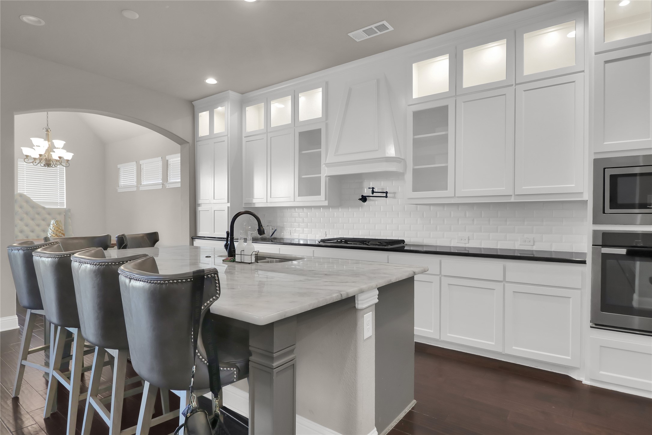 2523 Melissa Dianne Drive