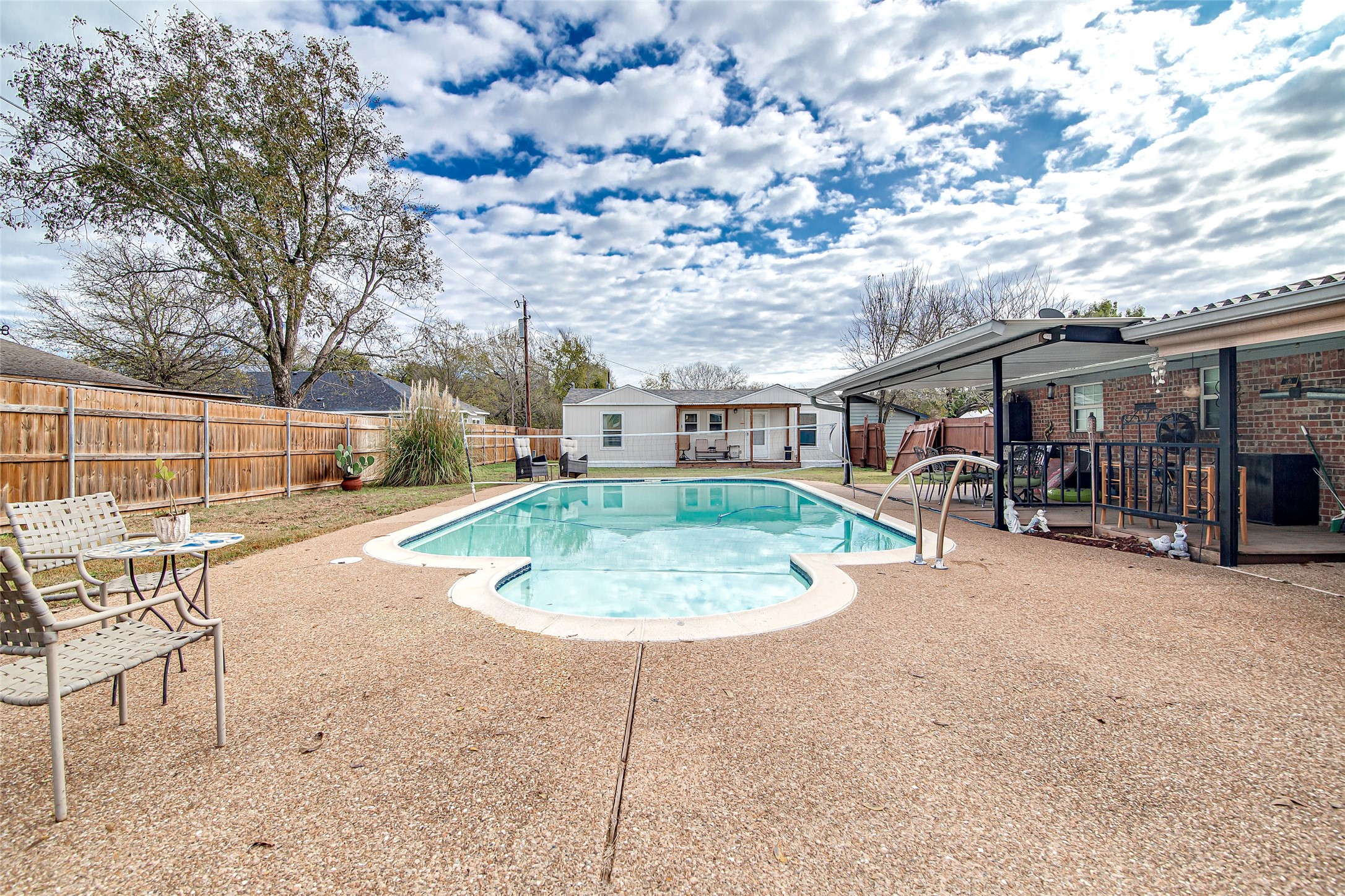 6207 Creek Crossing Road