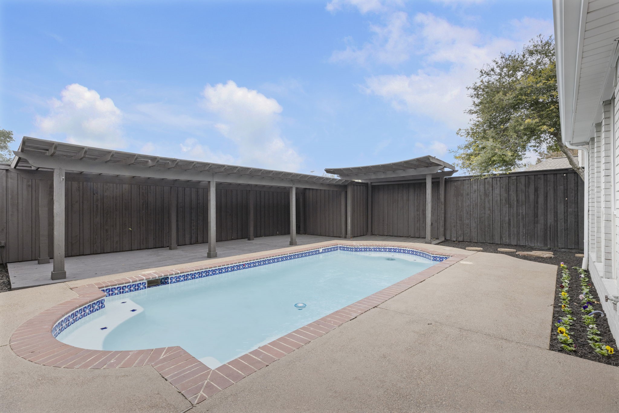 6709 Mossberg Drive