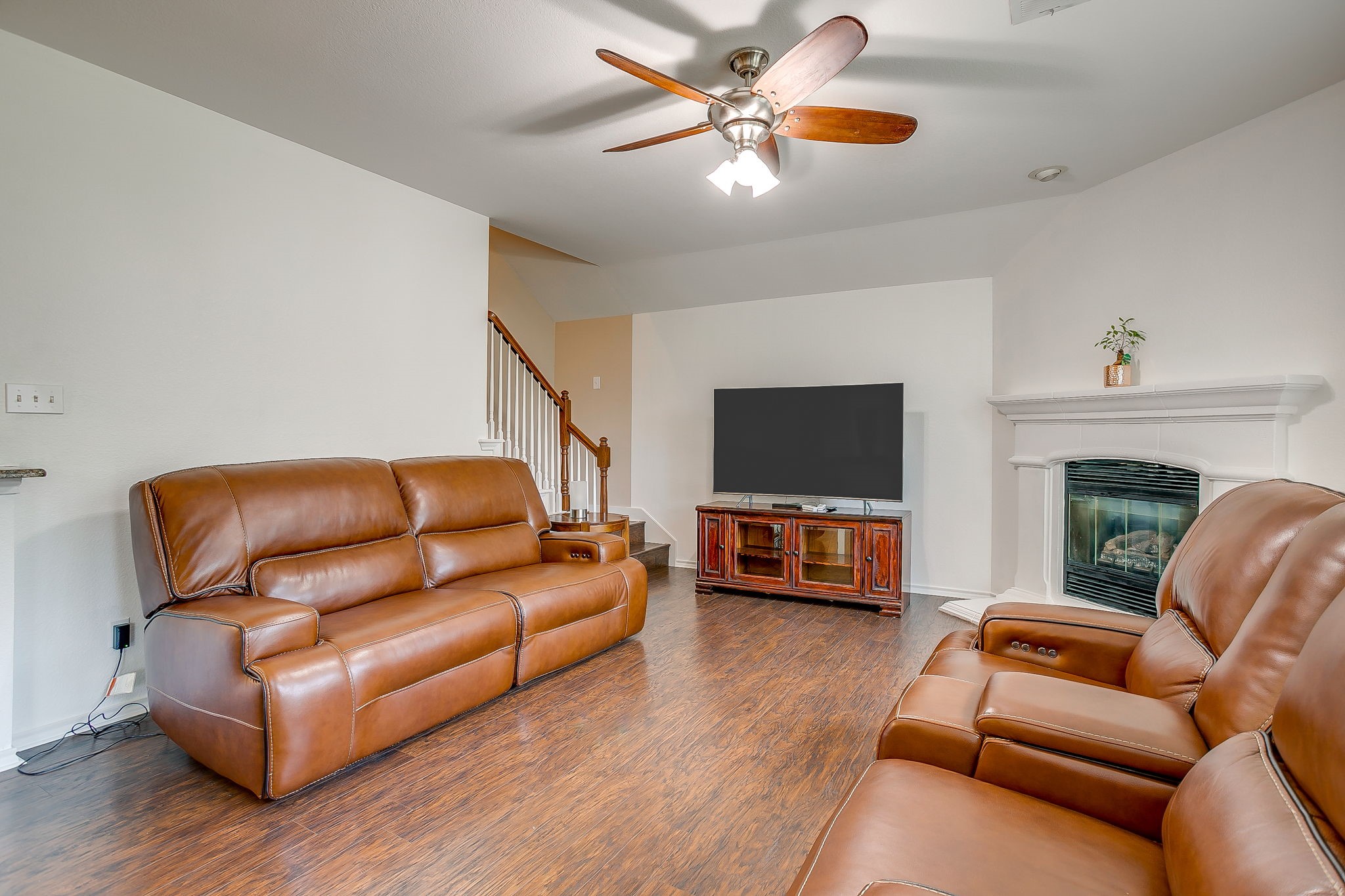 7800 Raton Ridge Lane