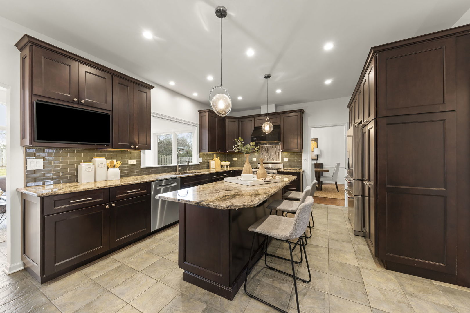 3 Hawkins Circle