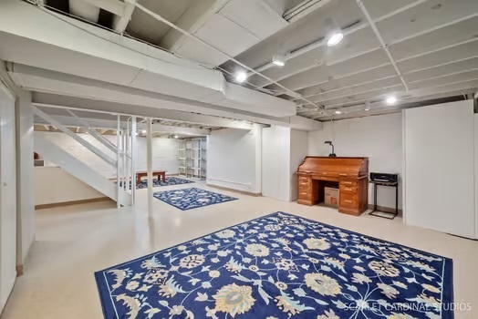 2s580 White Birch Lane