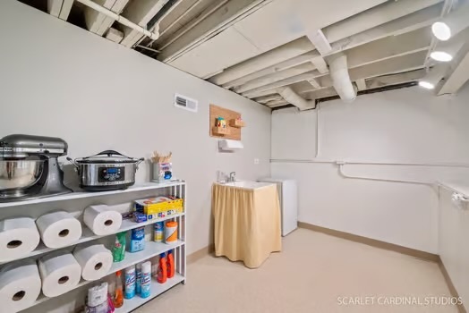 2s580 White Birch Lane