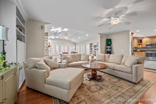 2s580 White Birch Lane