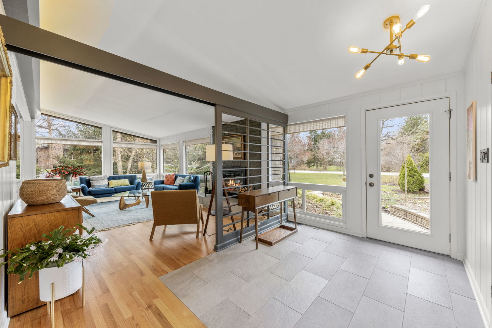 0S251 Winfield Road