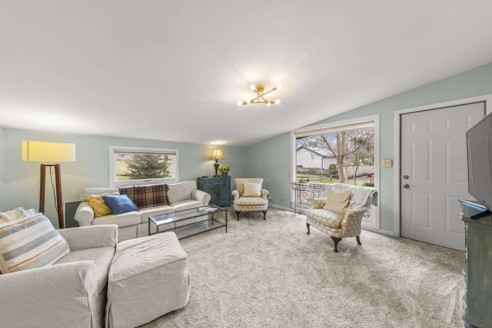 0S251 Winfield Road