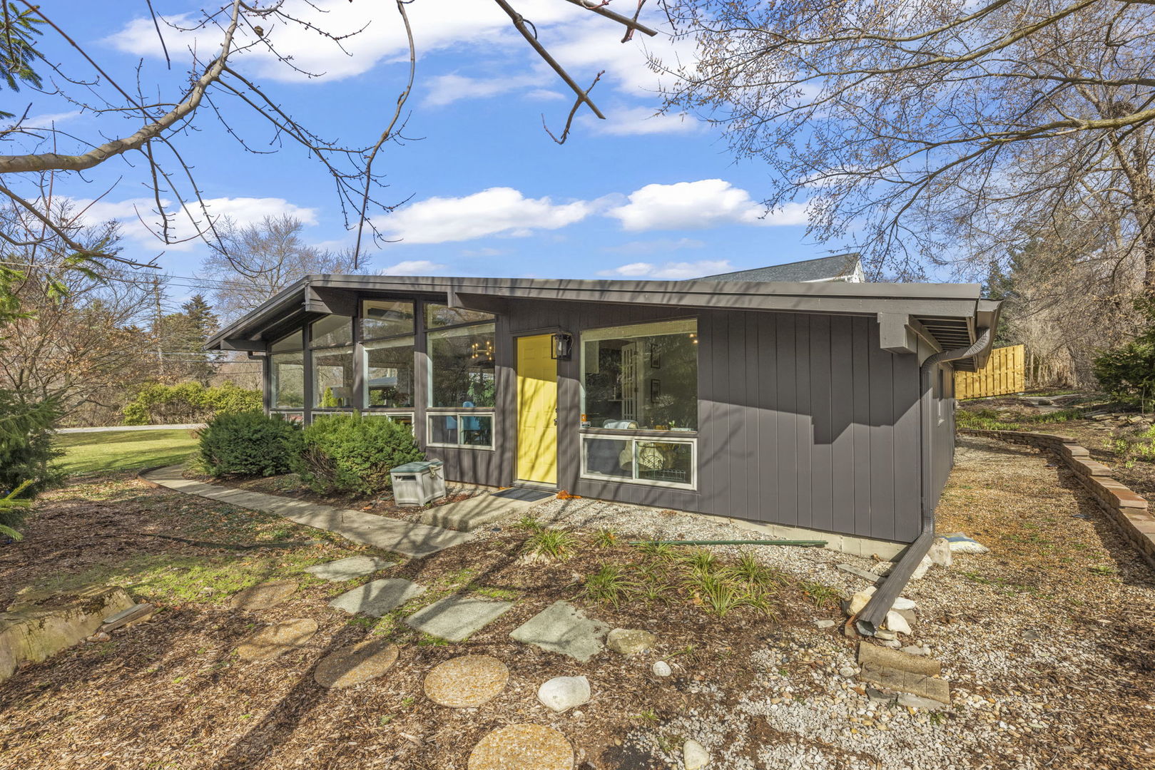 0S251 Winfield Road