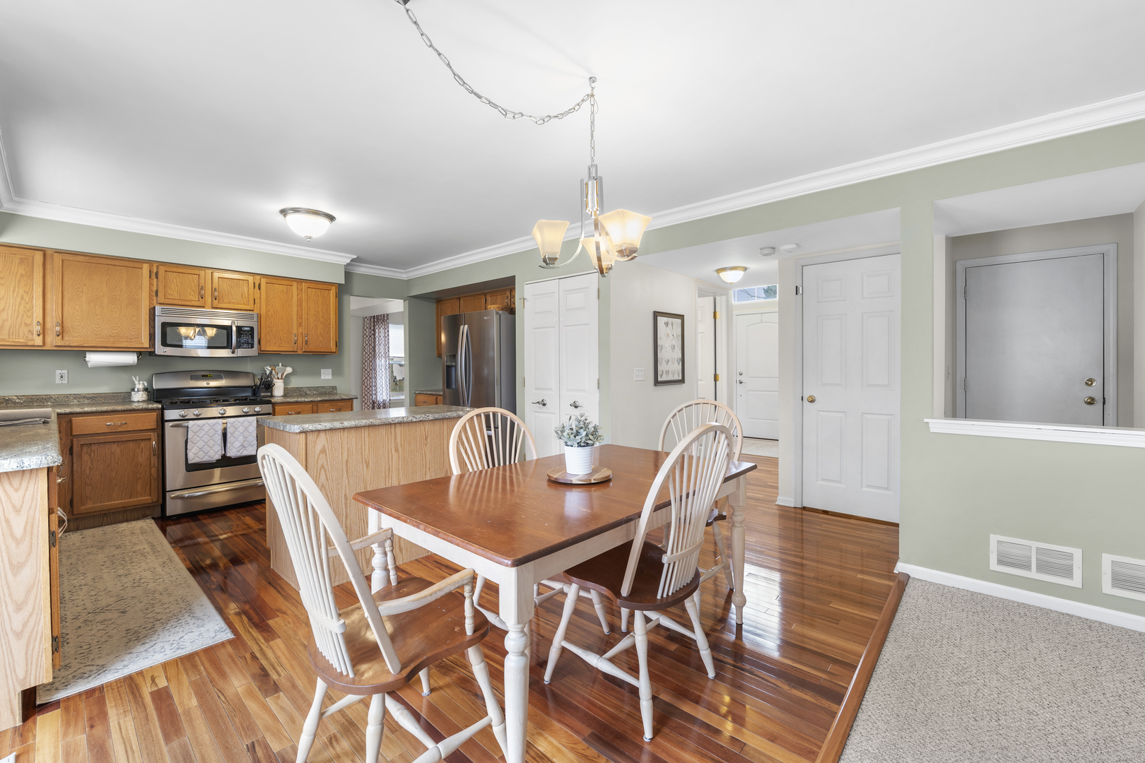 1428 Holbrook Lane