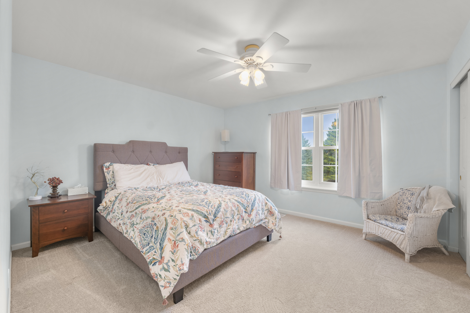 1428 Holbrook Lane