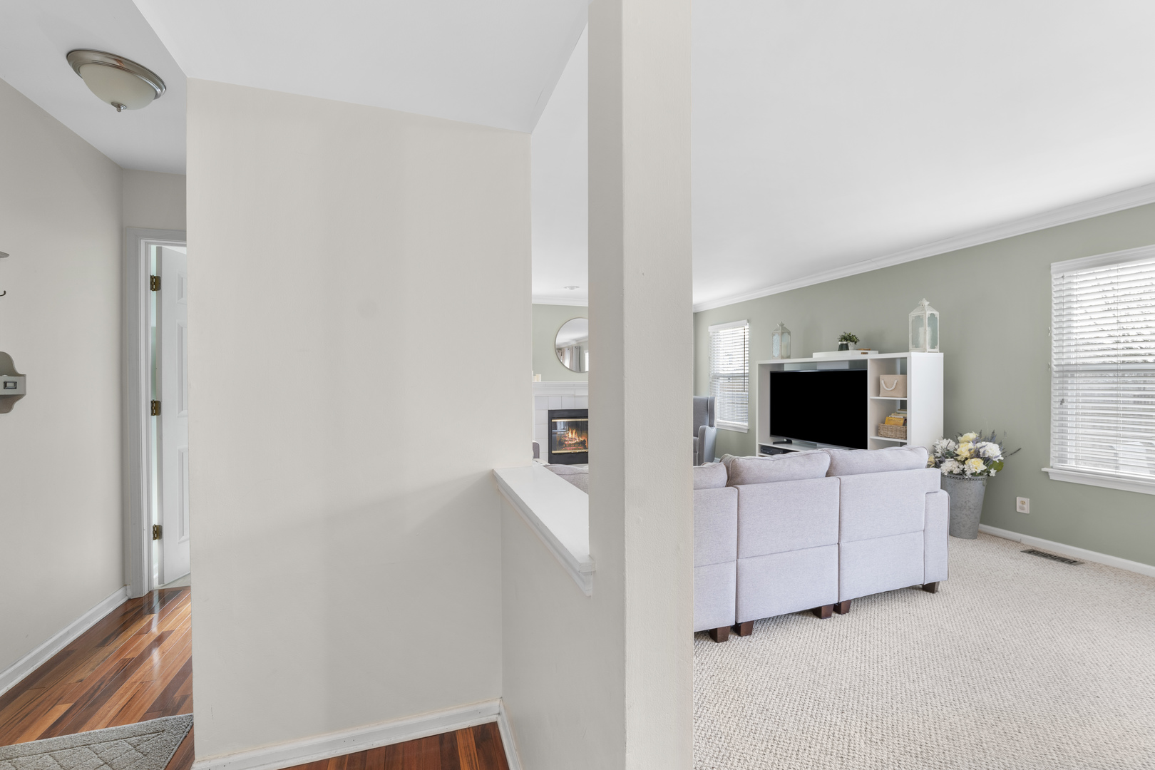 1428 Holbrook Lane