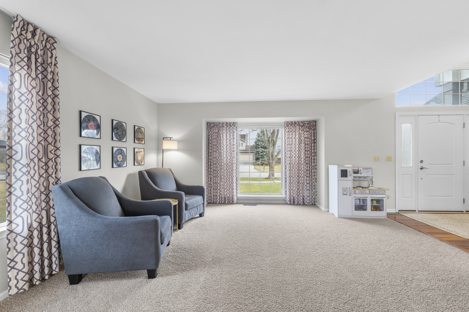 1428 Holbrook Lane