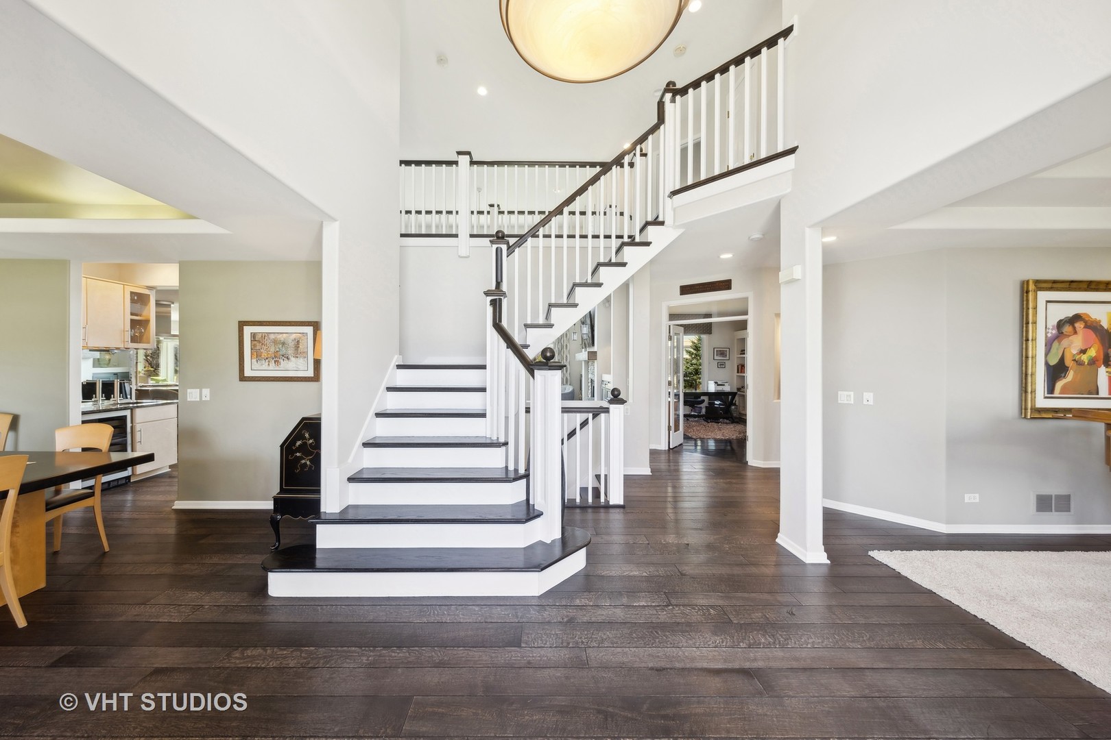 1N676 Woodhall Court