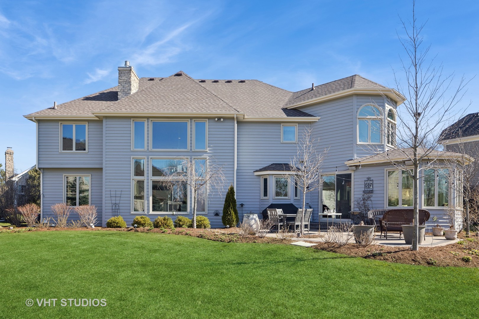 1N676 Woodhall Court