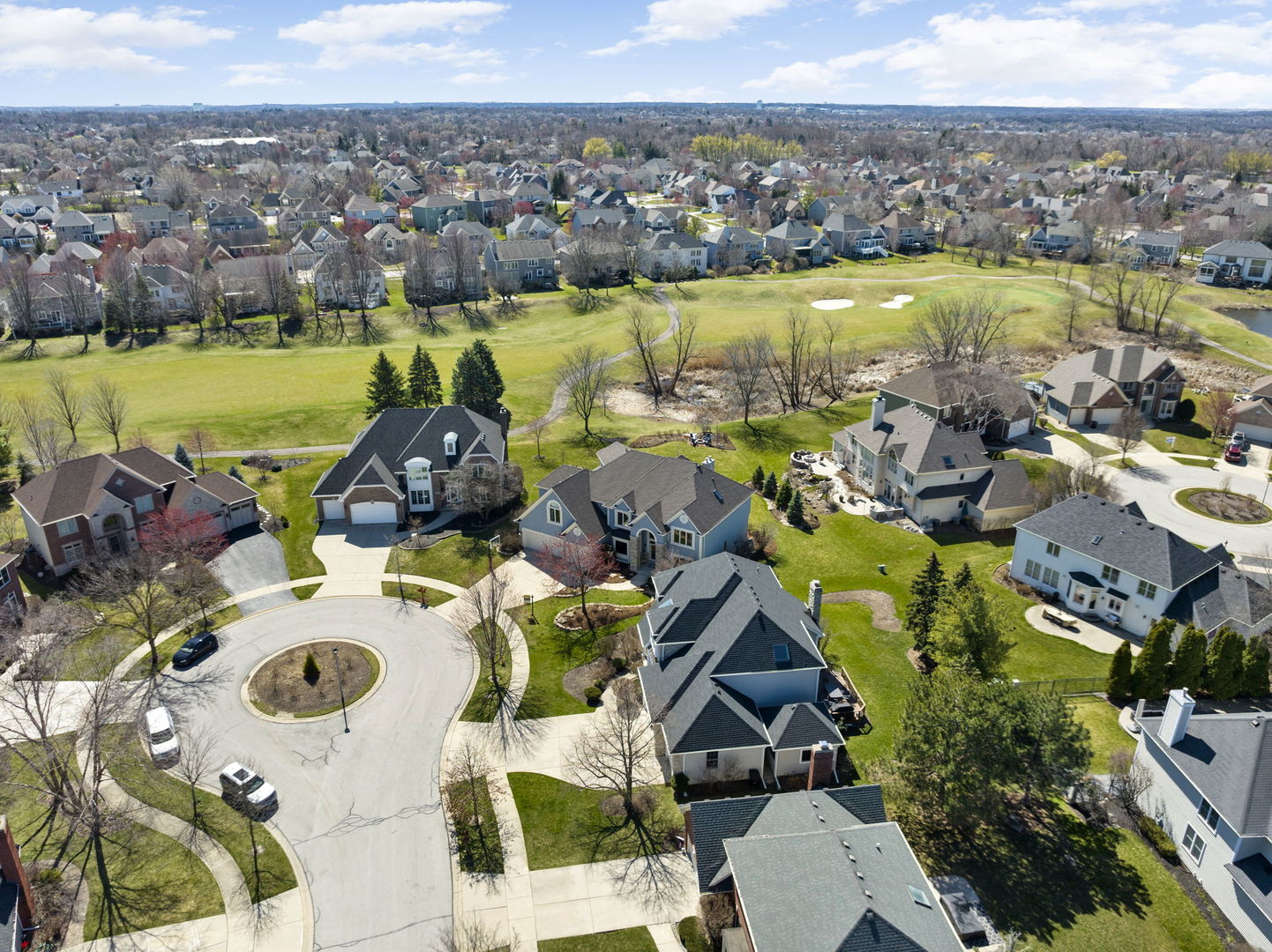 1N676 Woodhall Court