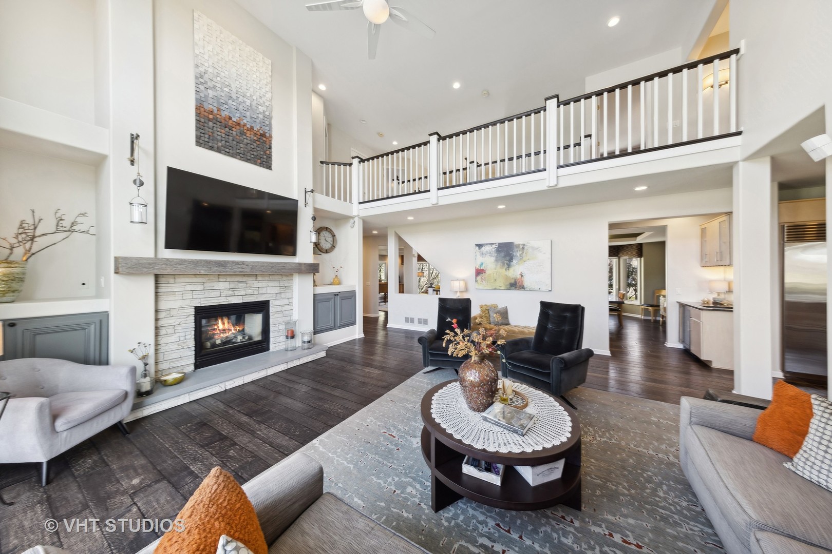 1N676 Woodhall Court