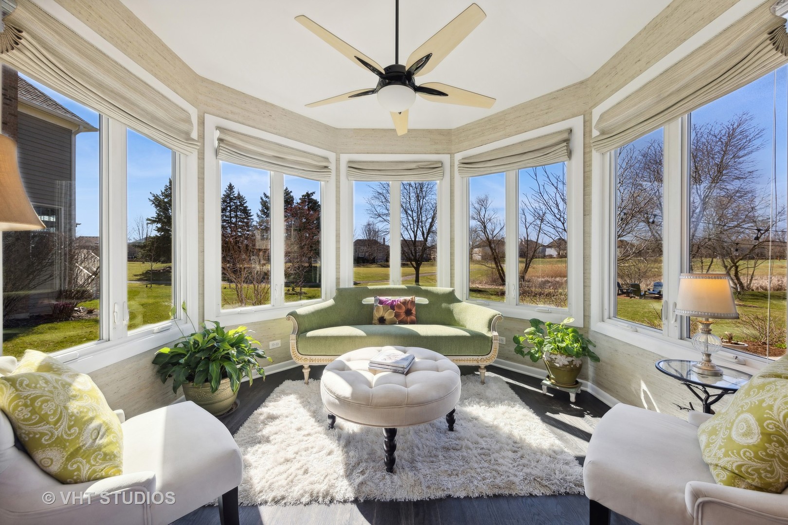 1N676 Woodhall Court