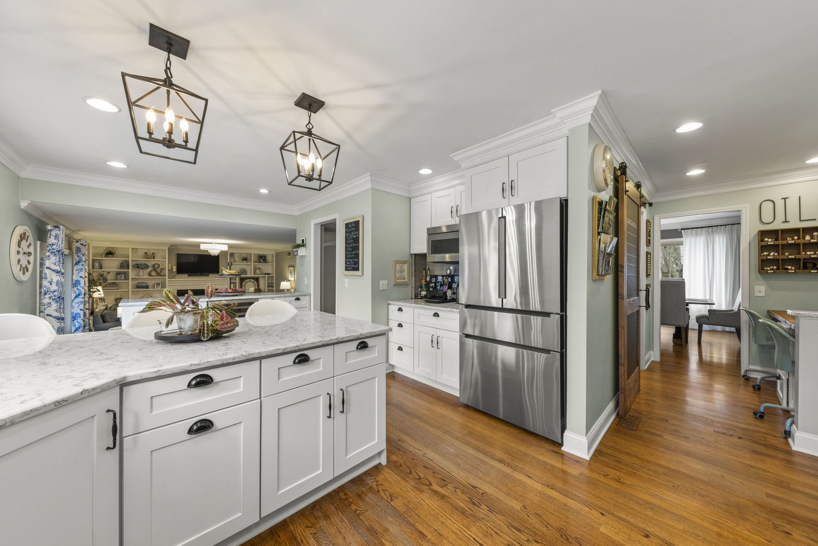 1908 Gladstone Drive