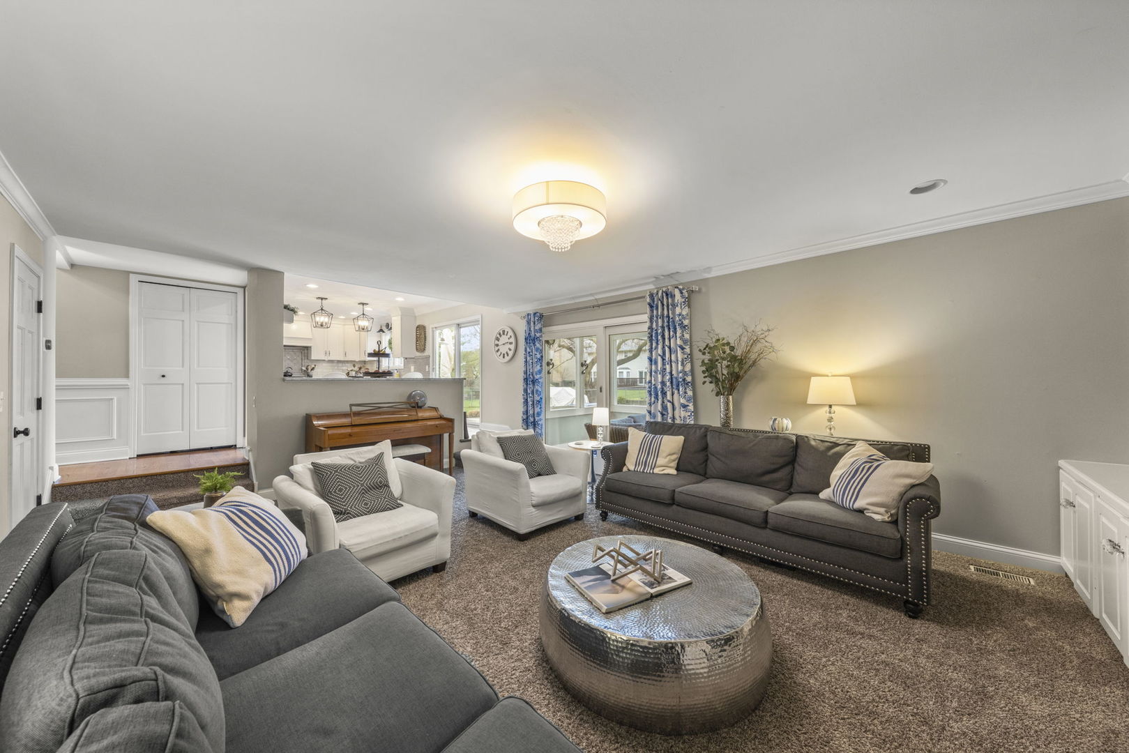 1908 Gladstone Drive