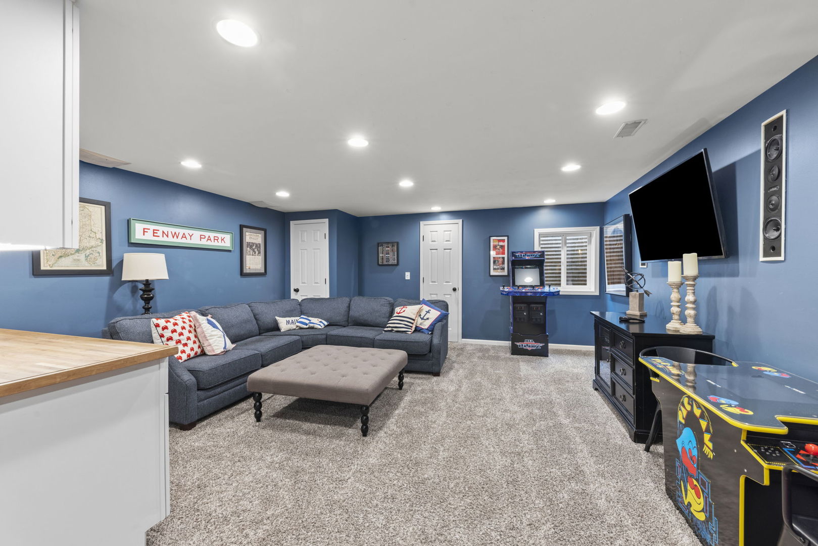 1908 Gladstone Drive