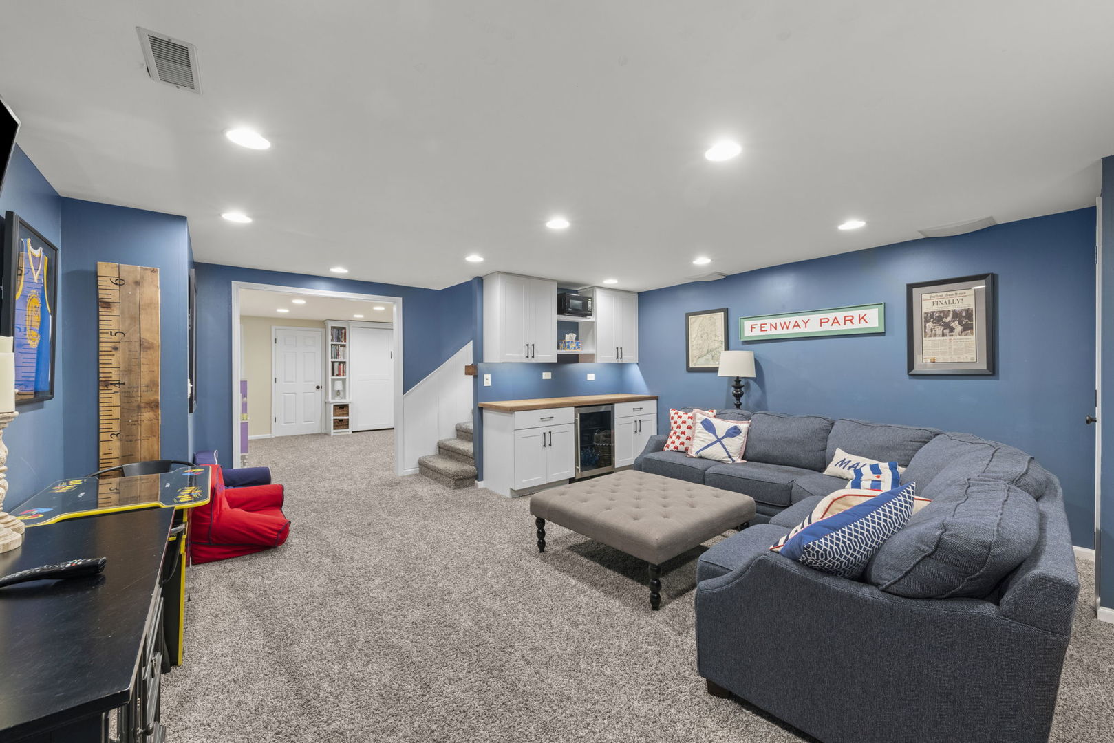 1908 Gladstone Drive