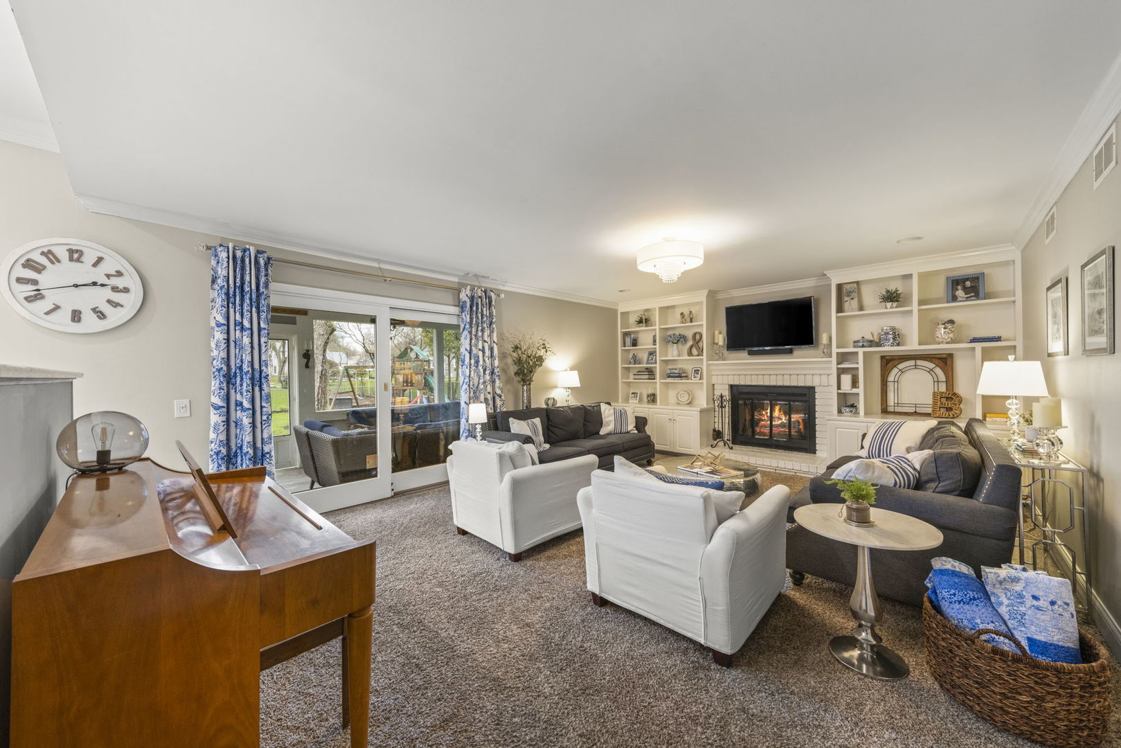 1908 Gladstone Drive