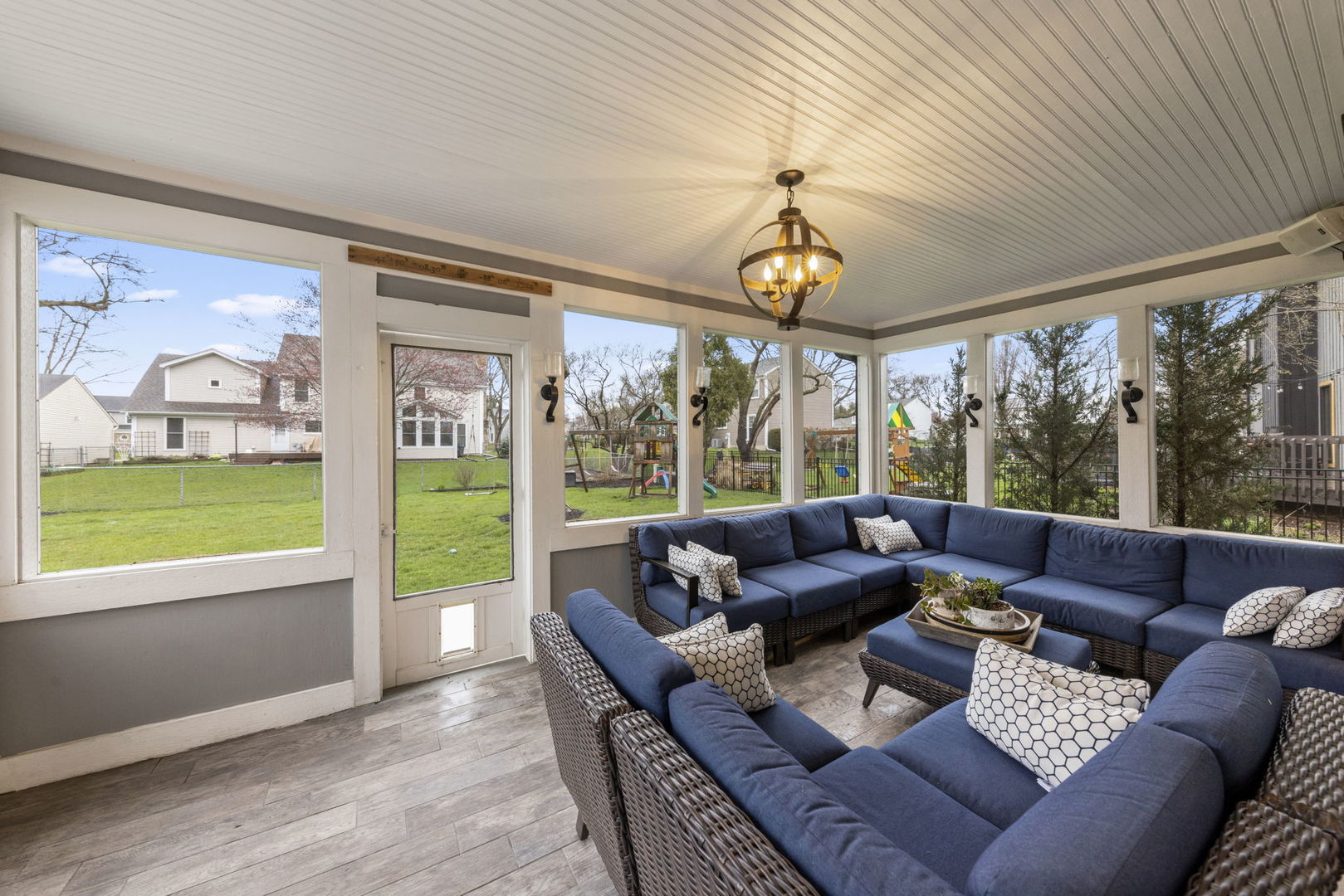 1908 Gladstone Drive