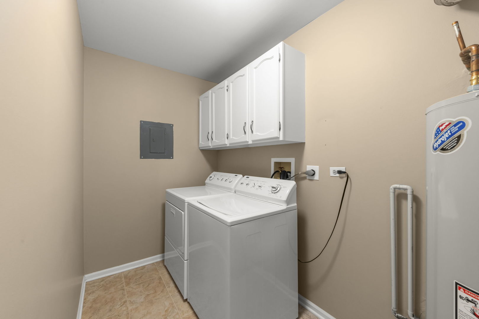 1667 Grosvenor Circle Unit: A