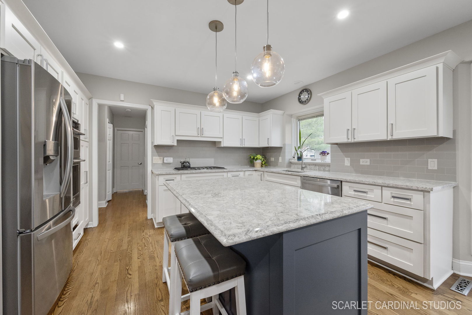 25W761 Cathryn Court