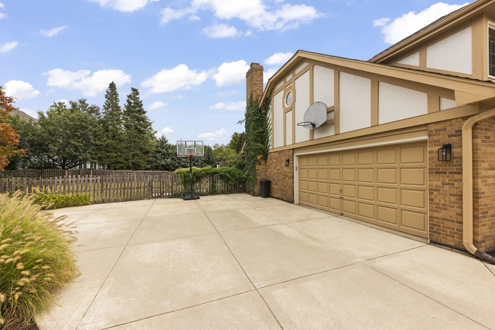 19 Hawkins Circle