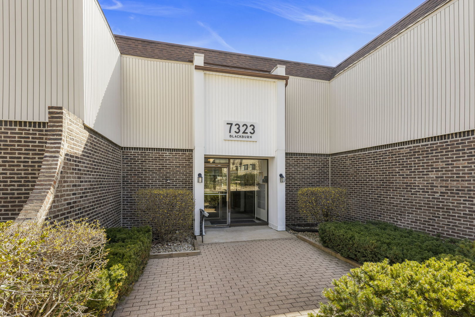 7323 Blackburn Avenue Unit: 106