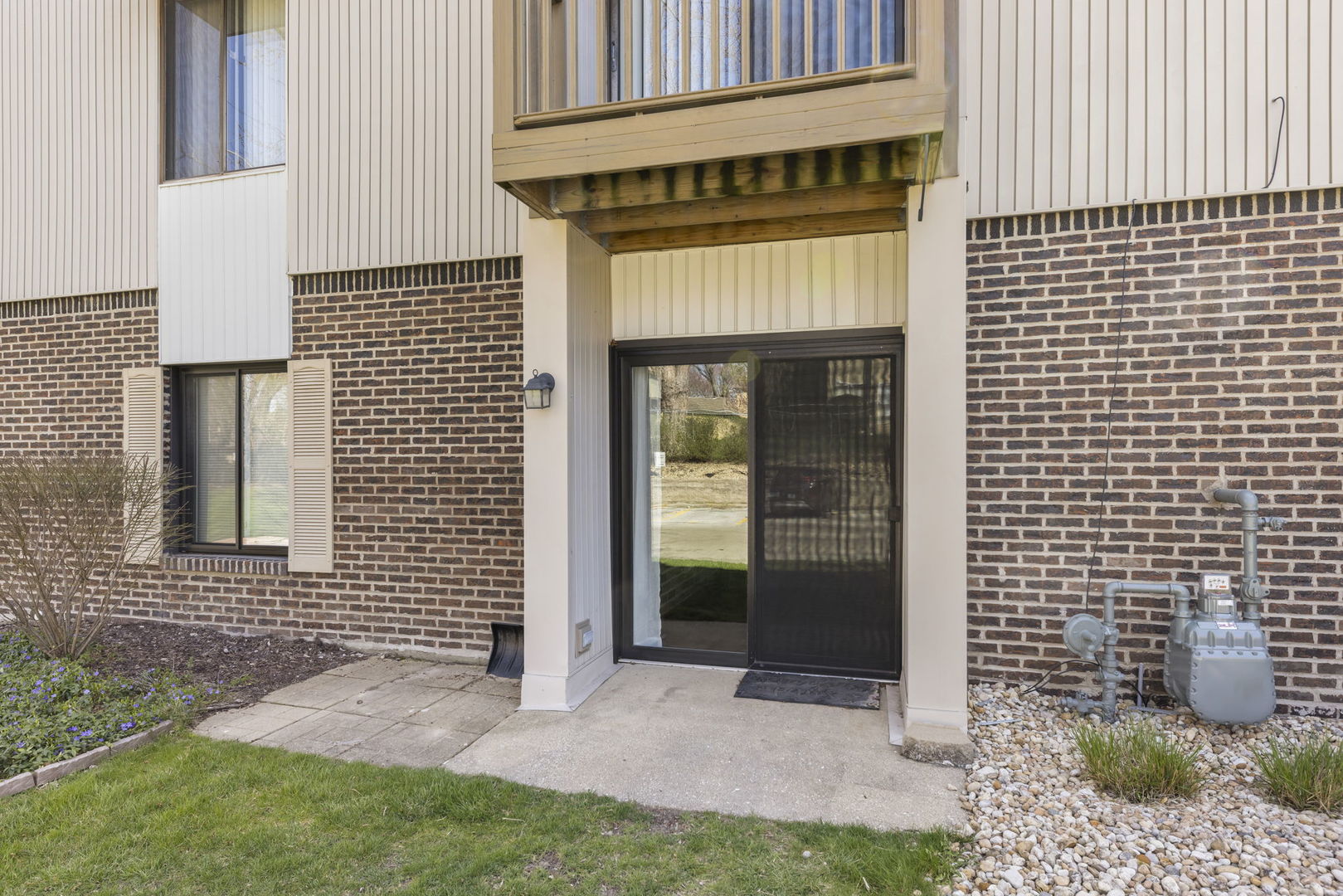 7323 Blackburn Avenue Unit: 106