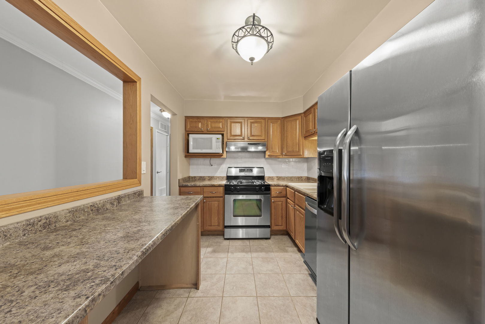 7323 Blackburn Avenue Unit: 106