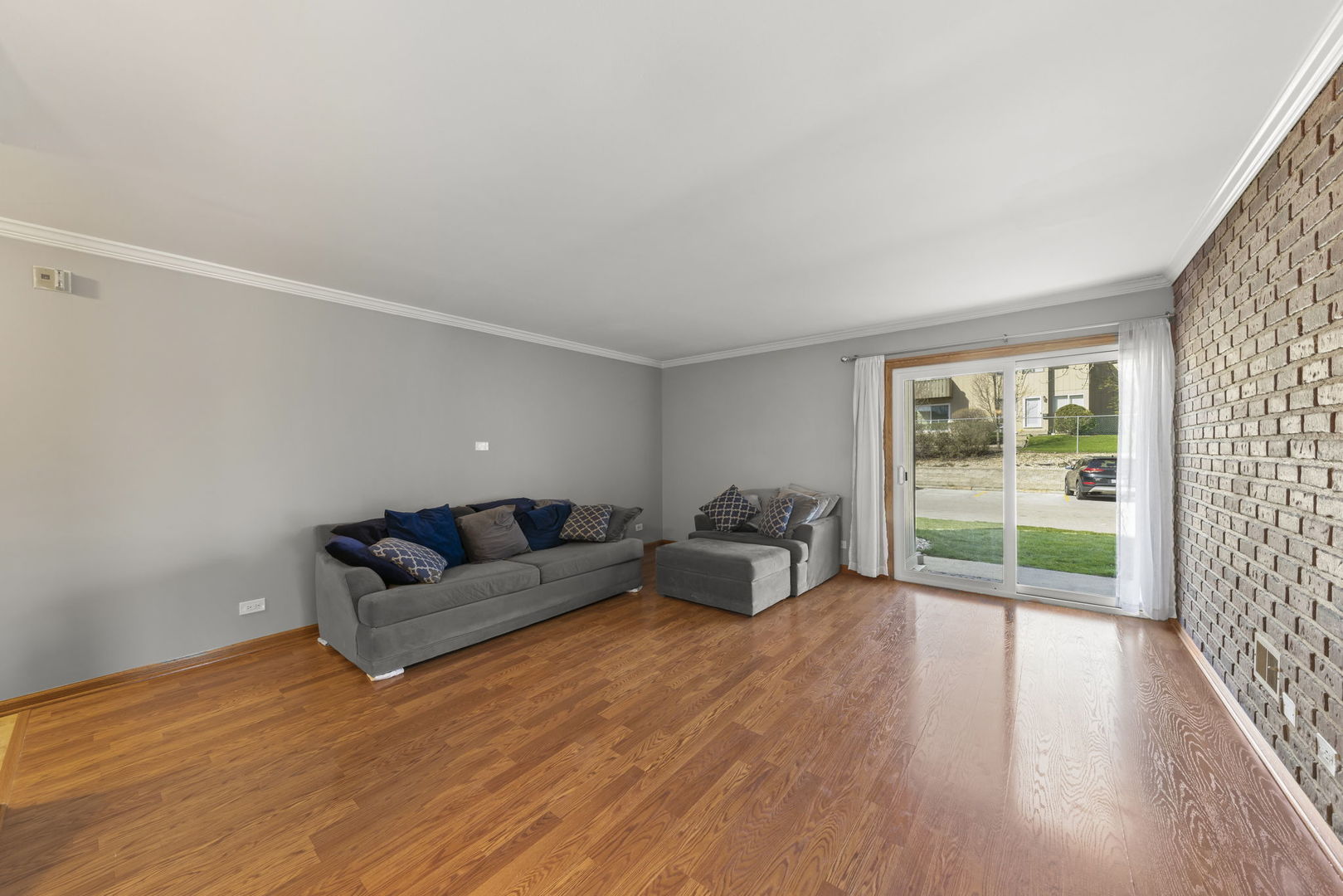 7323 Blackburn Avenue Unit: 106