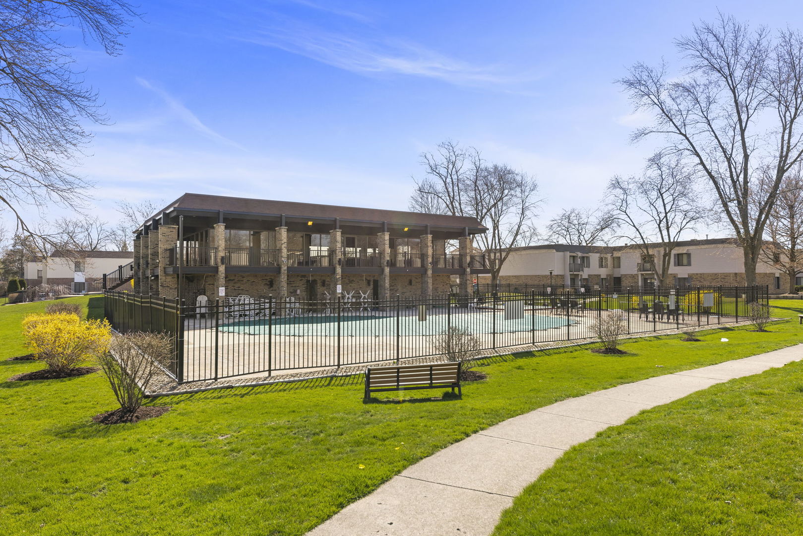 7323 Blackburn Avenue Unit: 106