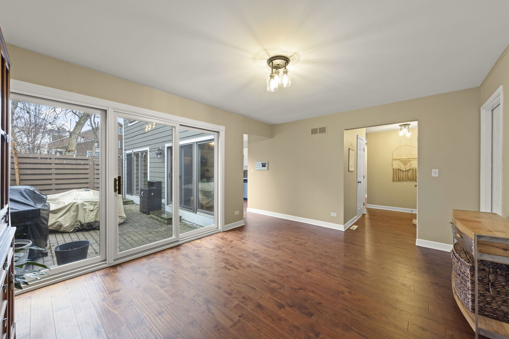 1577 Thornwood Street